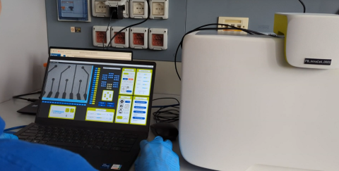 Optogenetics with Foresee IntraCell and Multi Channel Systems MEA2100-Mini